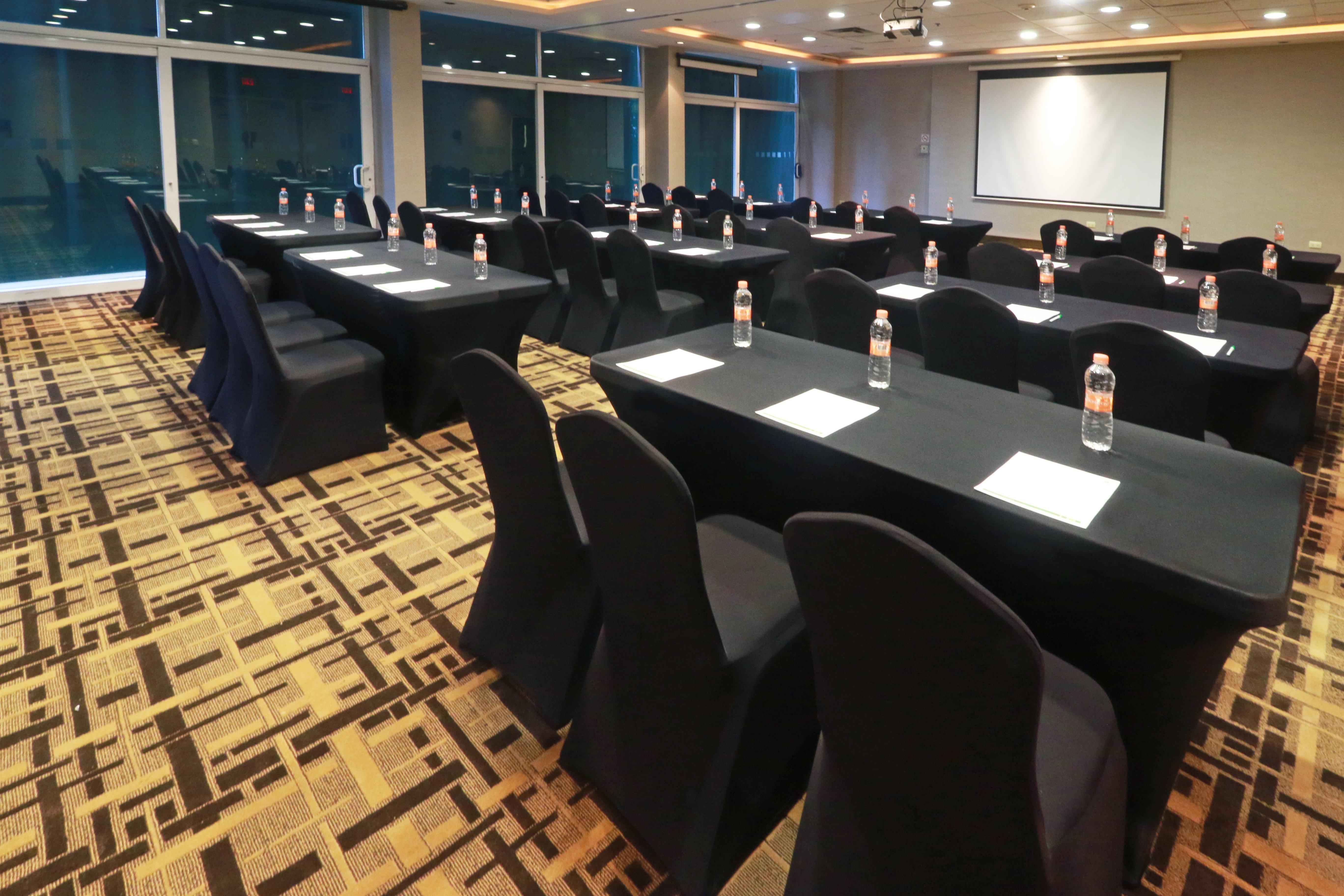 Holiday Inn Reynosa Industrial Poniente By Ihg Exteriör bild