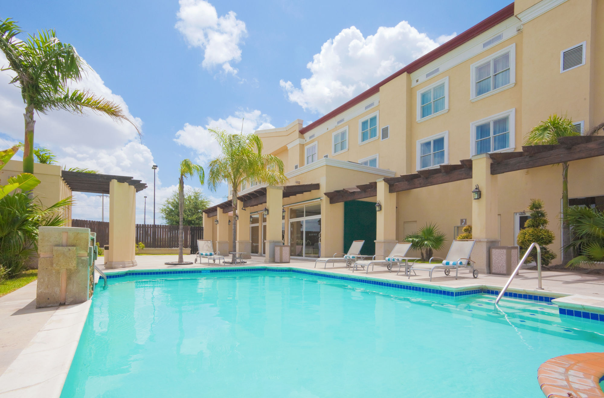 Holiday Inn Reynosa Industrial Poniente By Ihg Exteriör bild